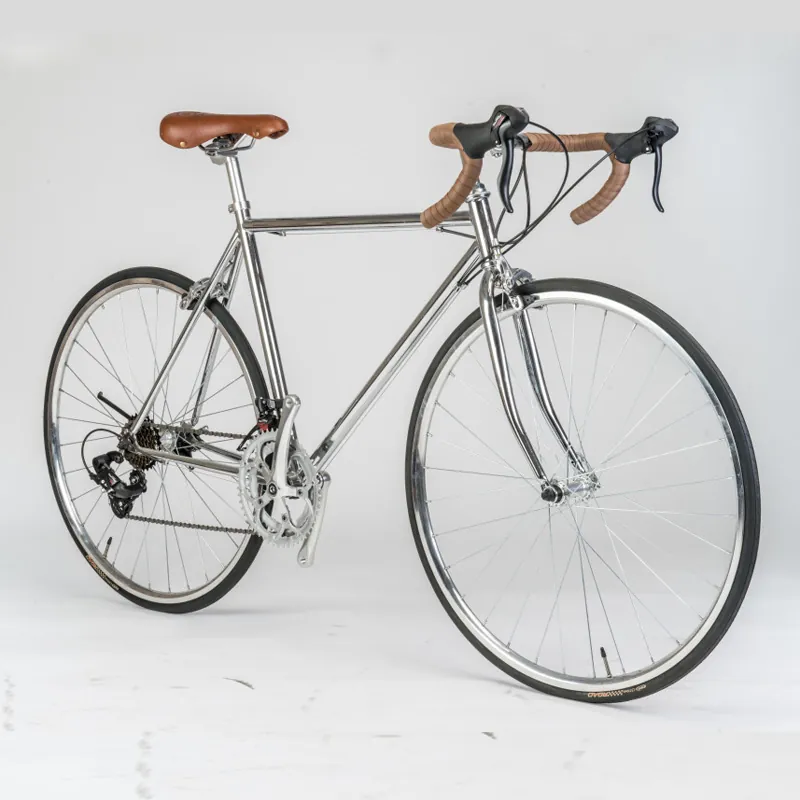 Road Bike — 700c wheels, 14-speed | EplusNINE