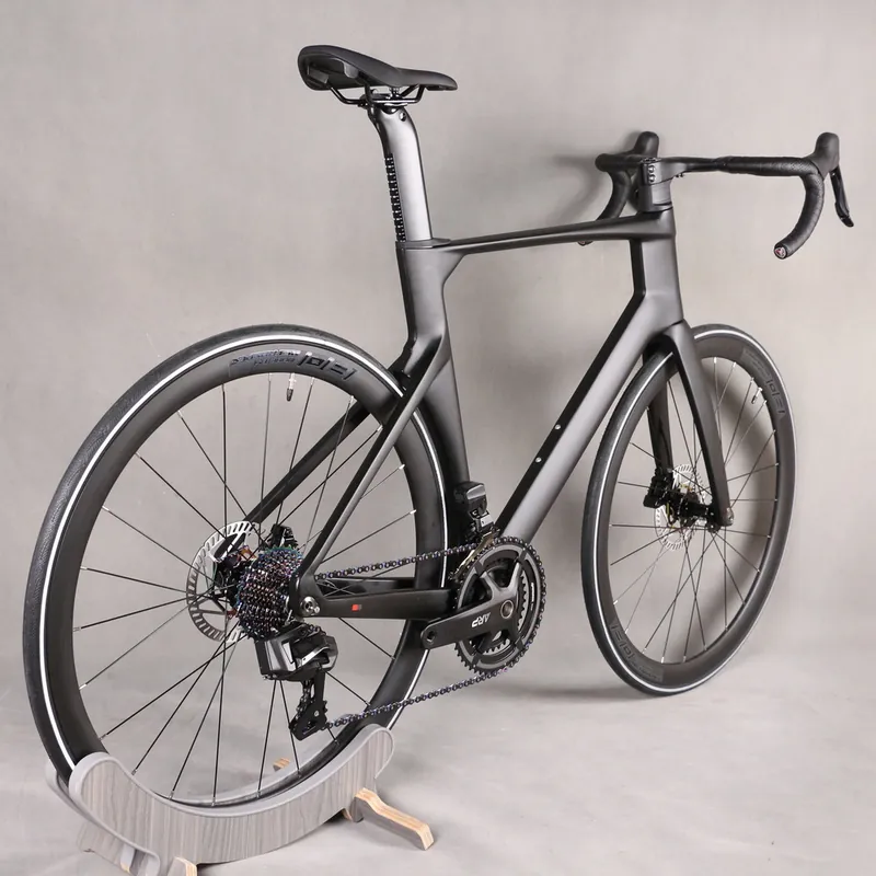 Road Bike — 24-speed