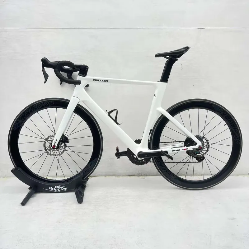 Road Bike TWITTER R10ETxx — carbon fibre frame | EplusNINE